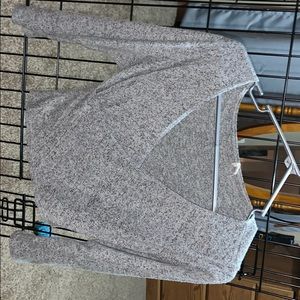 Grey long sleeve crop top